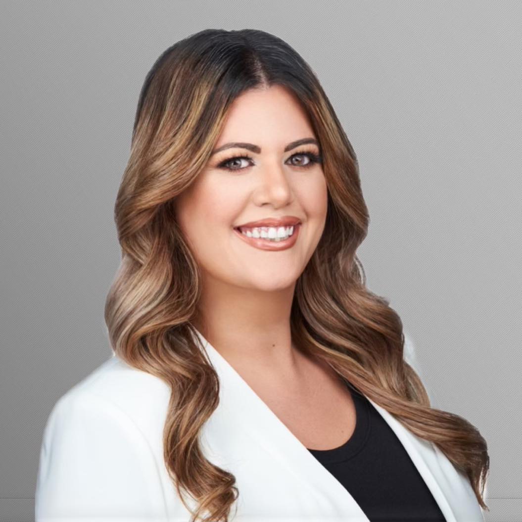 Catherine Gil - Luxury Real Estate Specialist